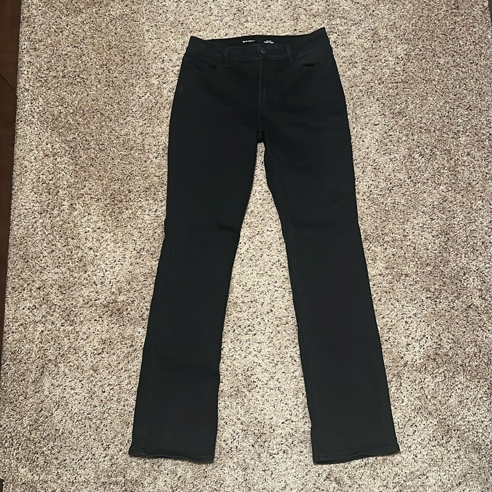 Old Navy Women’s Mid-Rise Boot Cut Black Jeans in Size 4